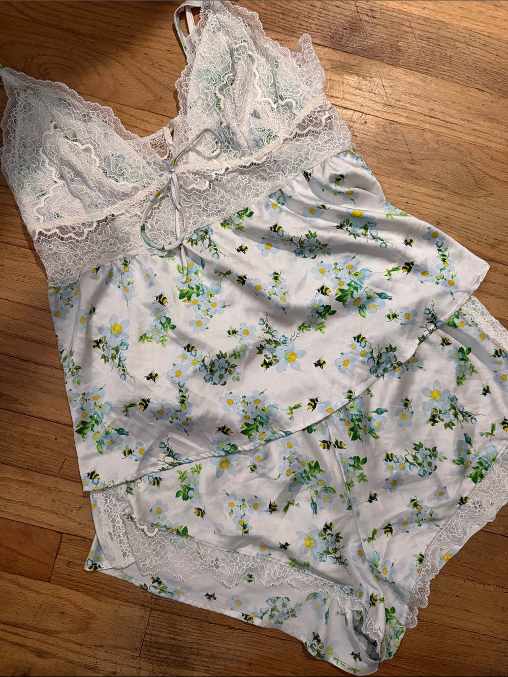 Floral Lace Trim Cami & Shorts Sleep Set - White/Green